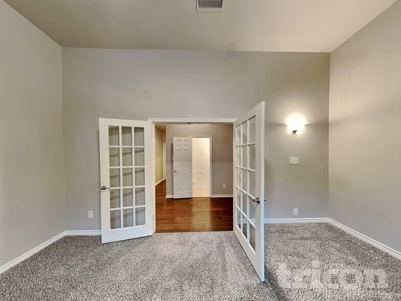 Building Photo - 219 Hartley Ln