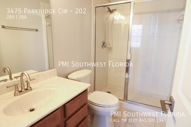 Building Photo - 3475 Parkridge Cir