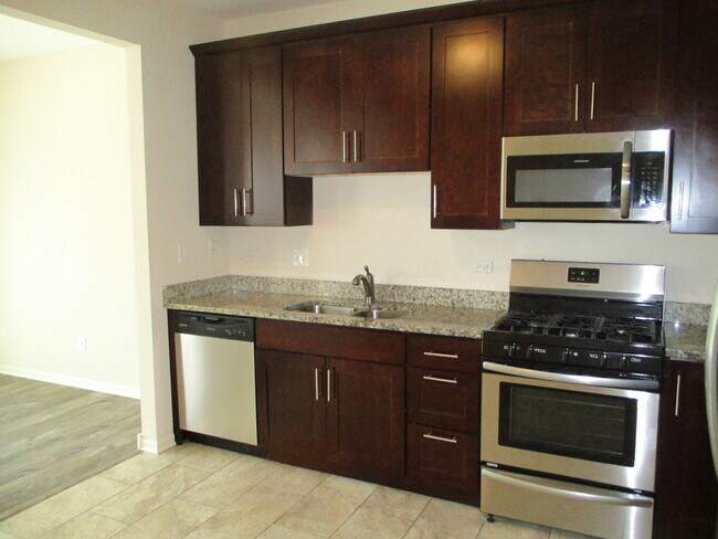 Building Photo - 356 Littleton Trail