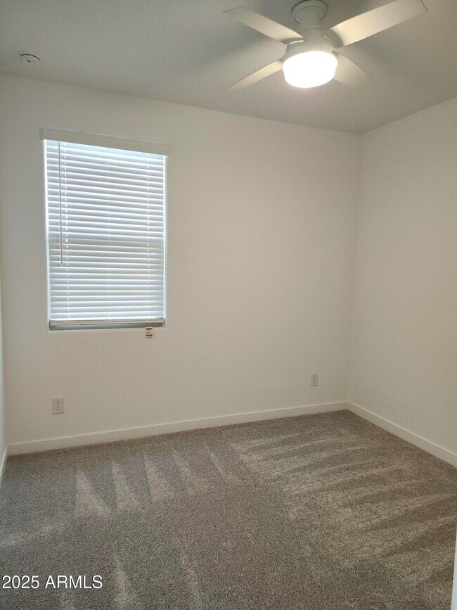 Building Photo - 5824 N 89th Dr