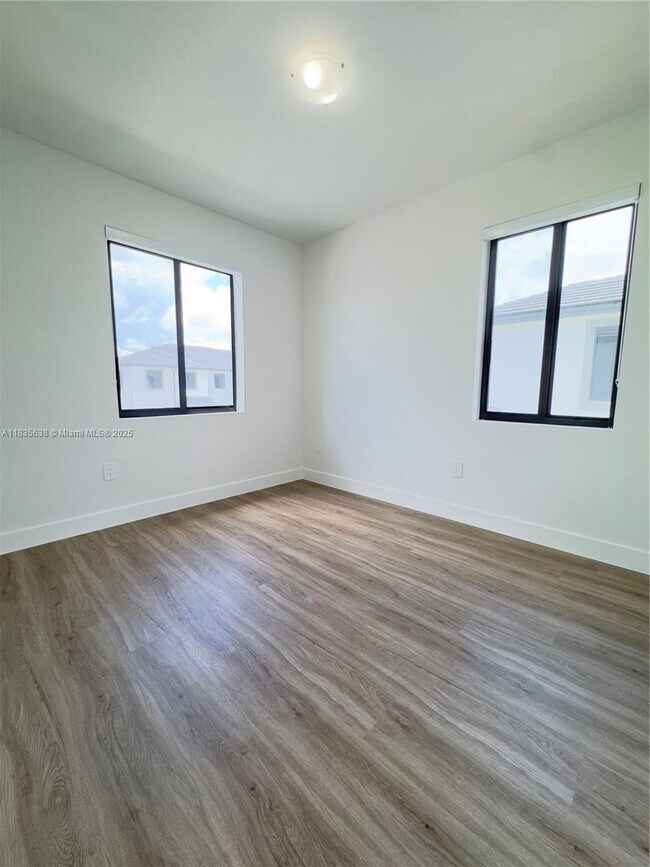 Building Photo - 34501 SW 191st Ct