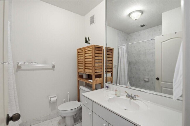 Building Photo - 10891 SW 88th Terrace