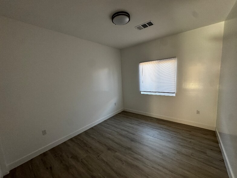 Building Photo - 7215 Del rosa