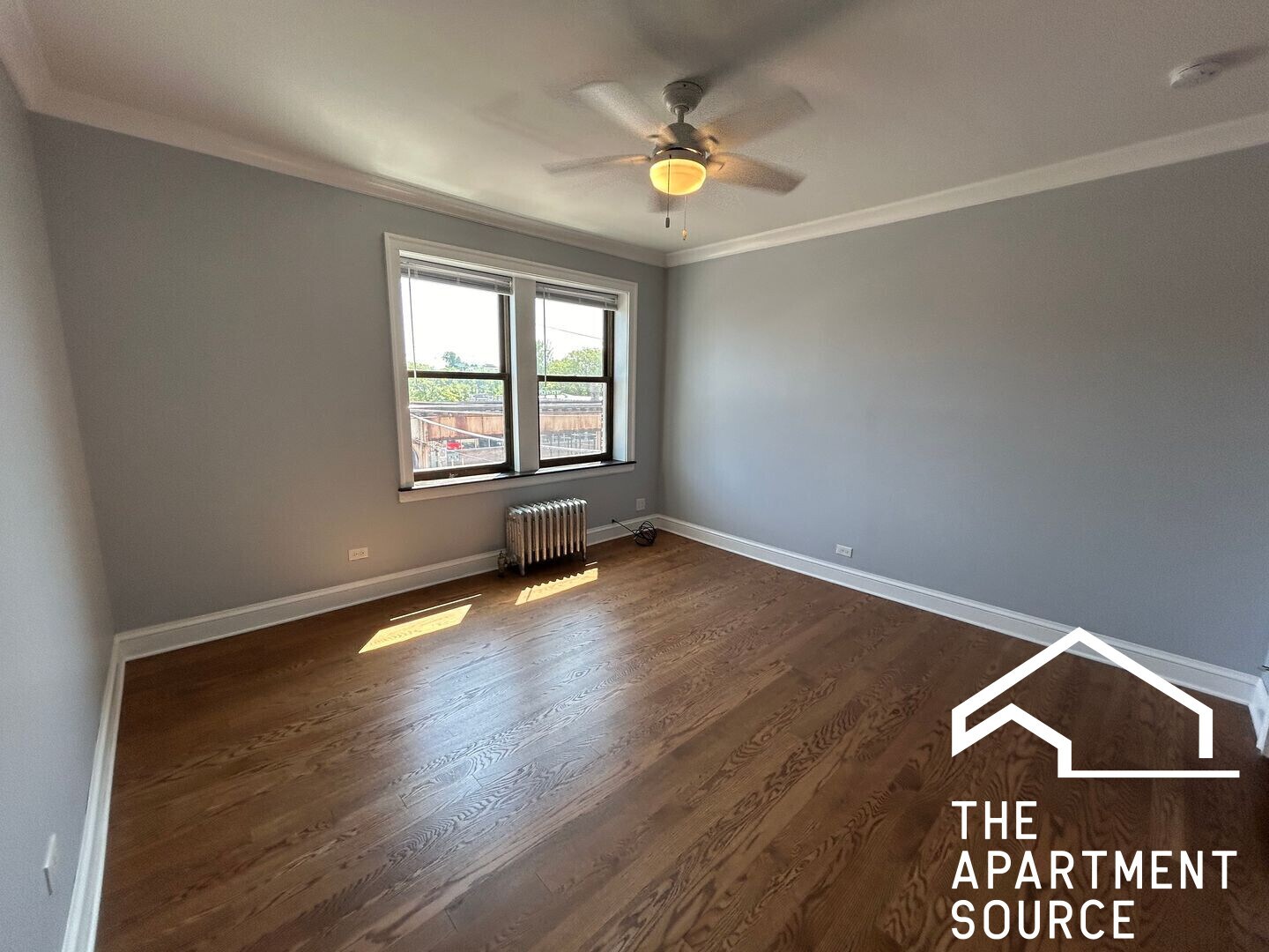 Building Photo - 4519 N Wolcott Ave