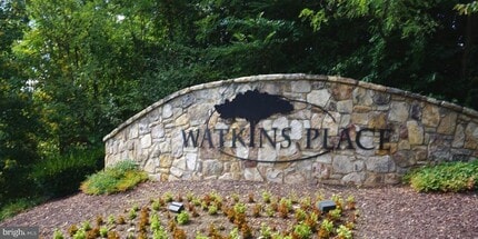 Building Photo - 901 Pine Forest Ln