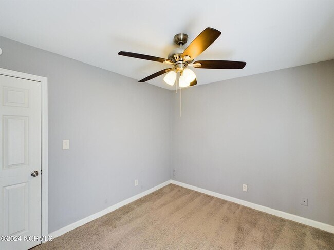 Building Photo - 3520 Casine Ct