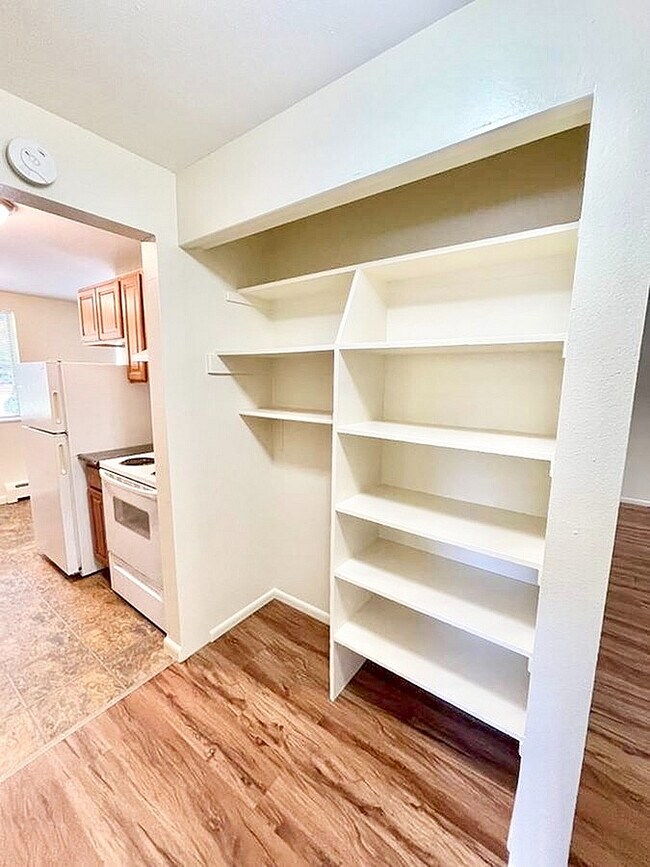 WRM hall2 - Wheat Ridge Manor