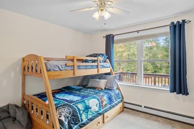 Building Photo - Spacious & Comfortable 4 Bedroom House - C...