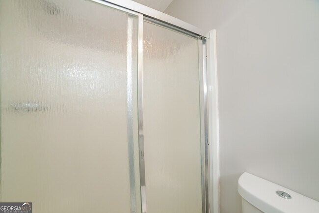 Building Photo - 5885 S Quail Dr