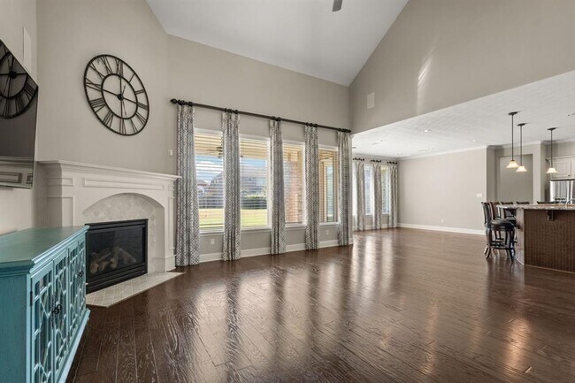 Building Photo - 16916 W Caramel Apple Trail