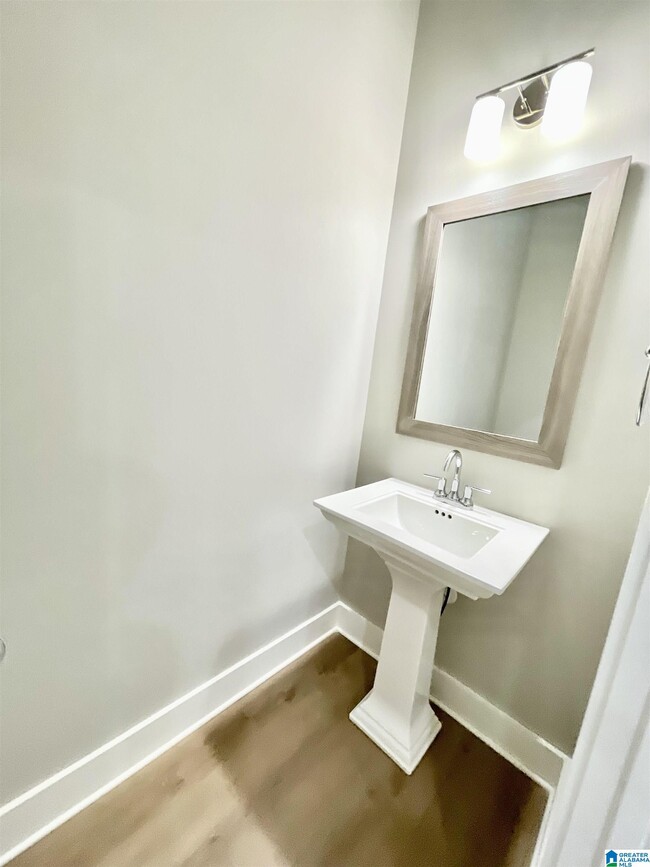 Building Photo - 4878 Silas Ave