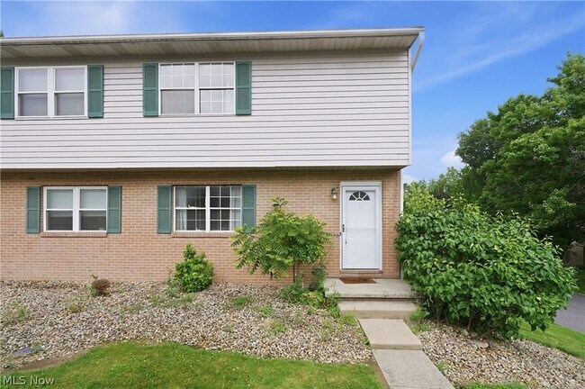 Building Photo - 1326 Aarons Way