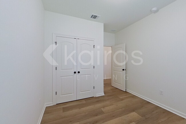 Building Photo - 108 Hendrix Rd