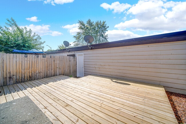 Building Photo - 1313 Court P