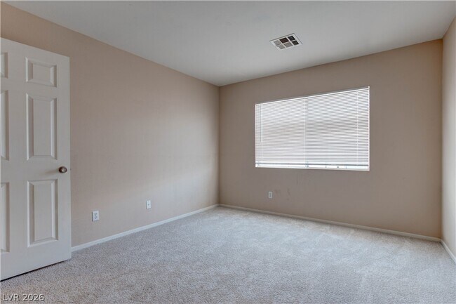Building Photo - 1636 Coyote Run Dr