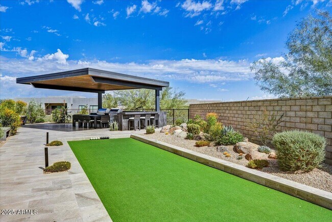 Building Photo - 13018 E Juan Tabo Rd