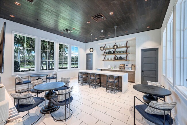 Building Photo - 8786 St Lucia Dr