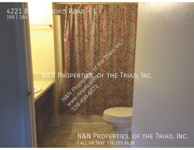 Building Photo - 4221 Brownsboro Rd