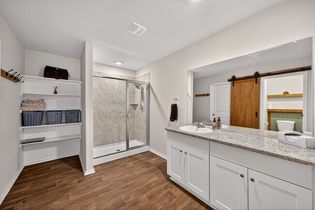 Building Photo - Energy-Efficient Applewood Home Near Lackland AFB - Realtor Commission: $500