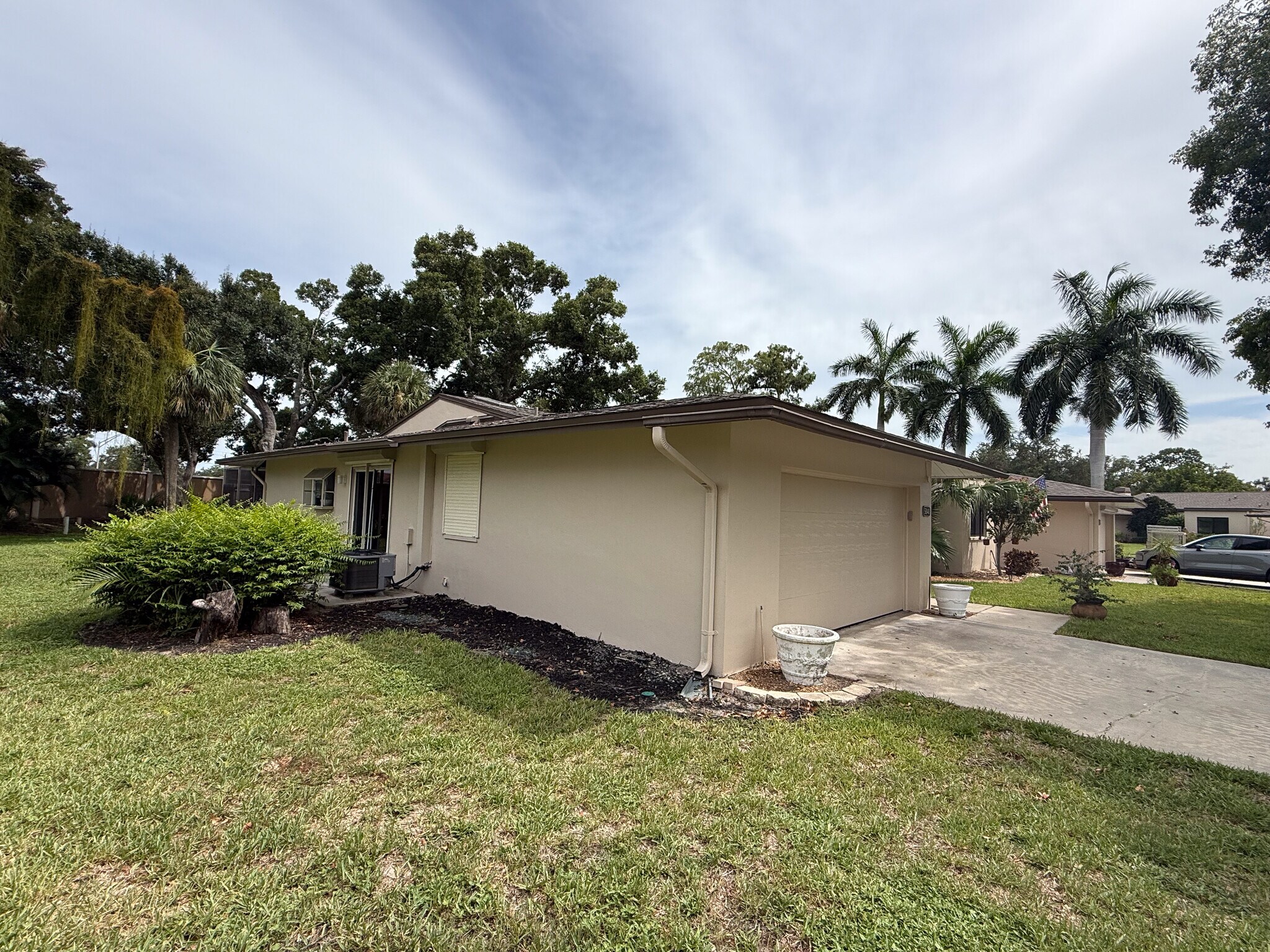 Building Photo - 5840 Crabwood Ct