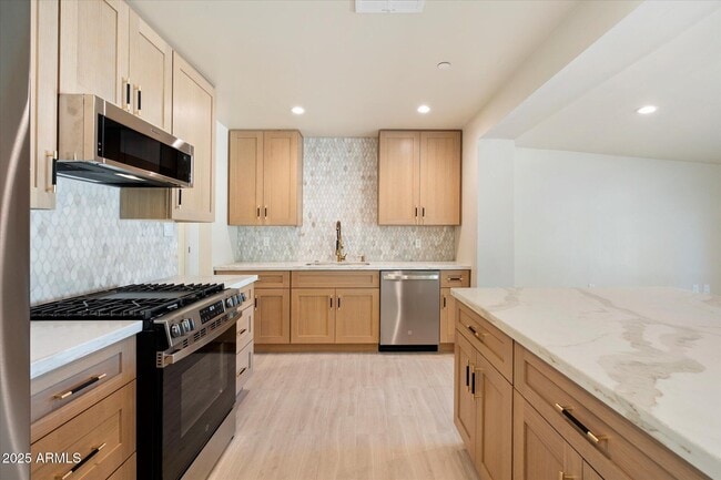 Building Photo - 7754 E Verde Ln