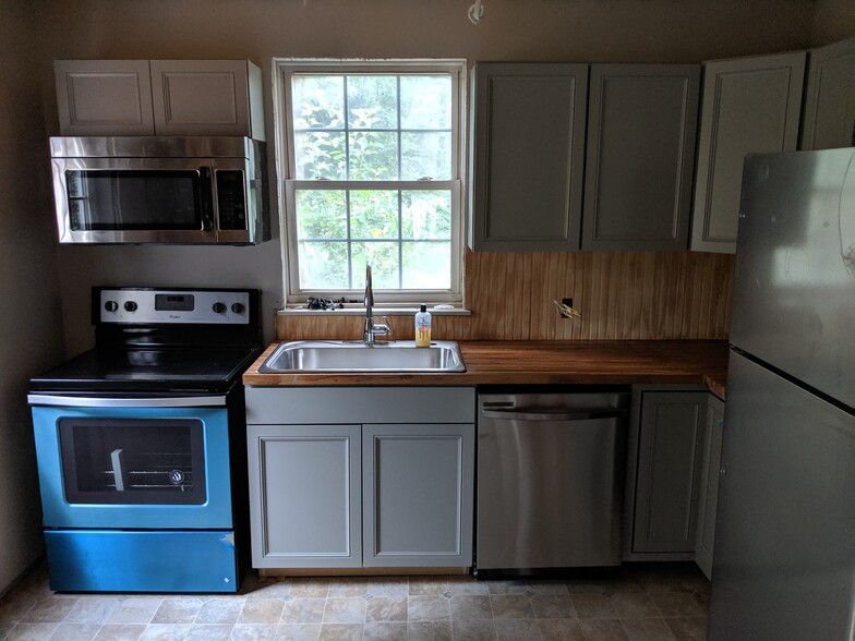 Kitchen in daytime, before fully finished - 5322 Walker Ave