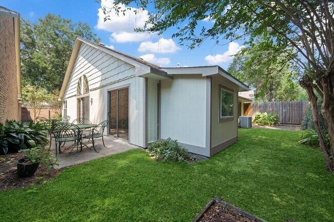 Building Photo - 3330 Beech Point Dr