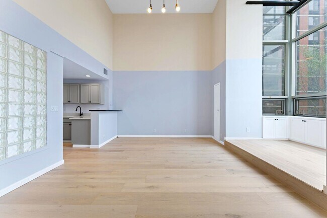 Building Photo - 689 Marin Blvd