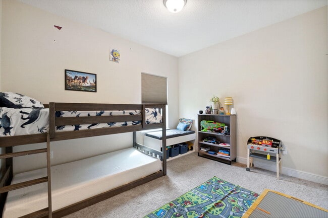 Building Photo - 585 Riverwalk Cir