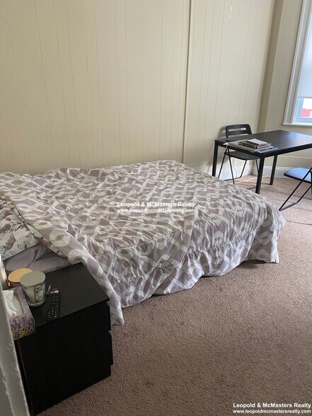 Building Photo - 8 Woodstock Ave