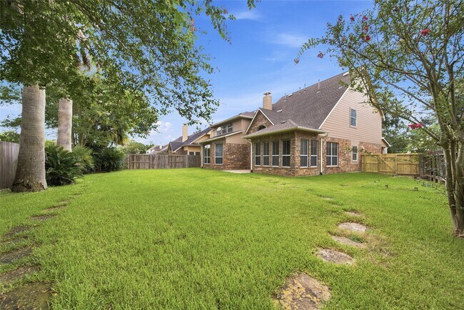 Building Photo - 5531 Cranston Ct
