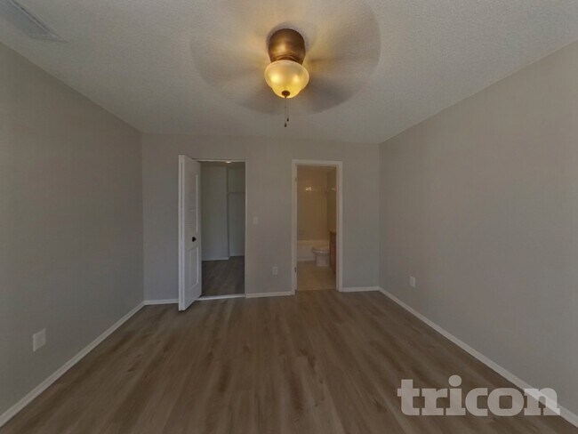 Building Photo - 14004 Basin St