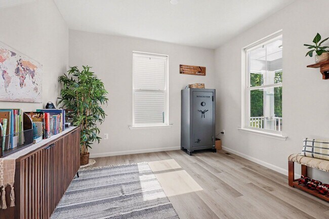 Building Photo - Beautiful Home in Pendleton!