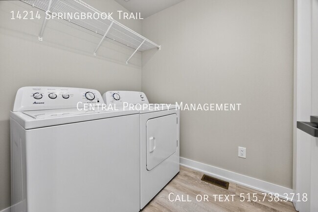 Building Photo - 14214 Springbrook Trl