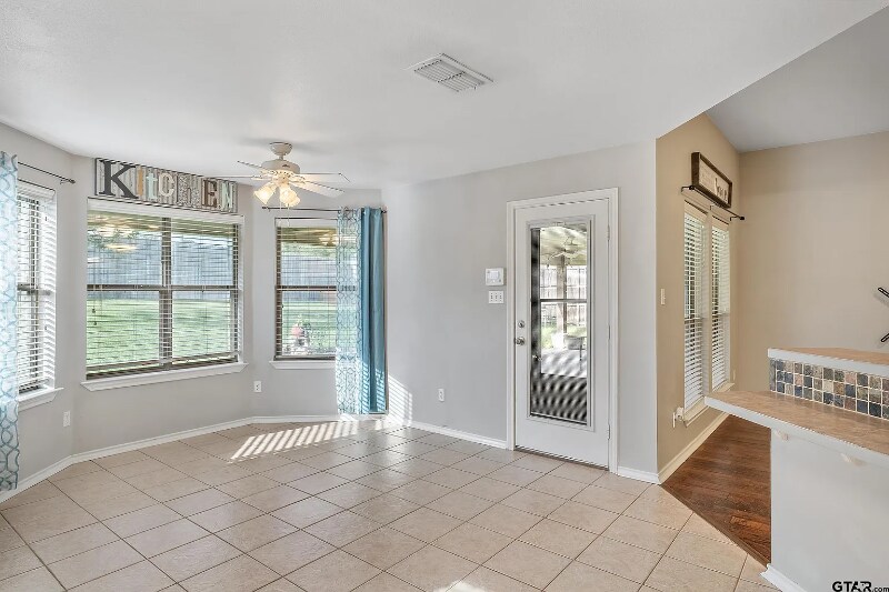 Building Photo - 10820 Cactus Trail