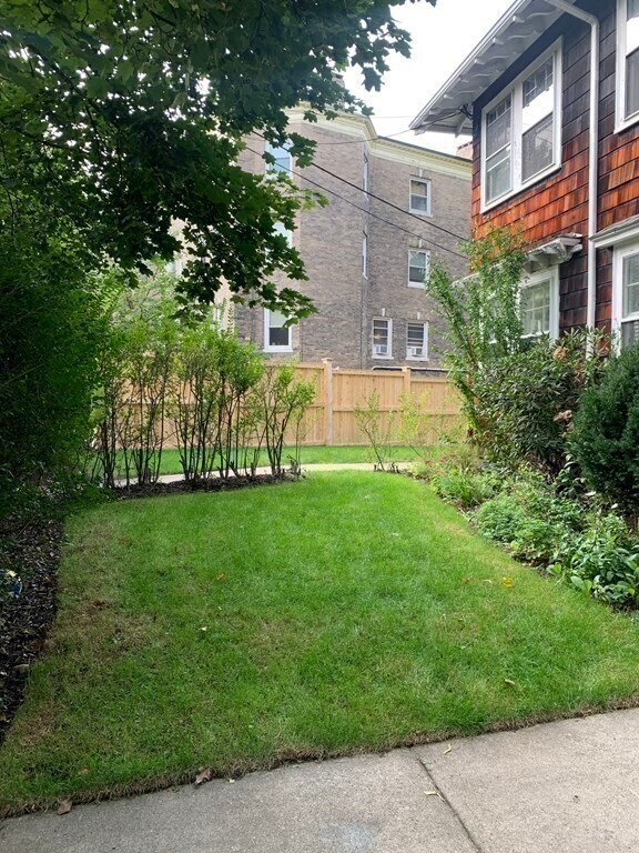 Building Photo - 29 Addington Rd