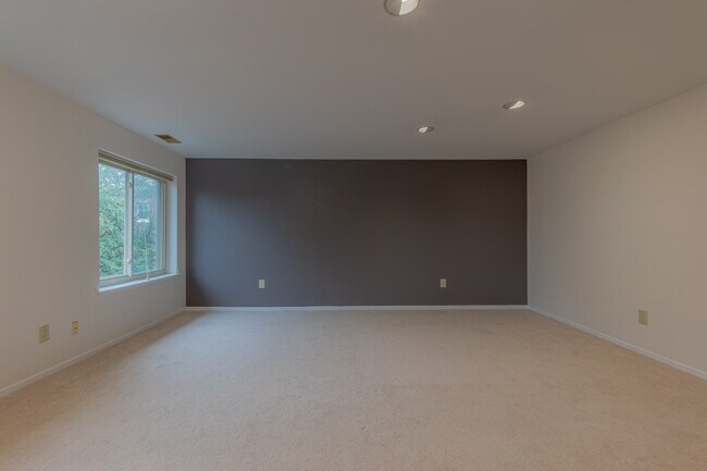 Building Photo - 2801 Pennsylvania Ave