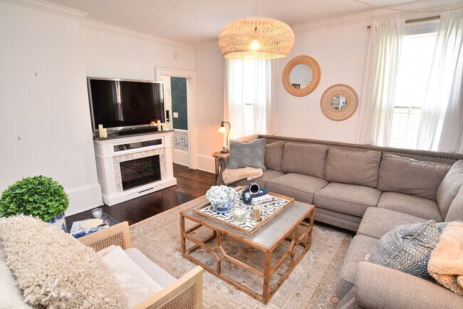 Building Photo - 23409 Seaside Rd