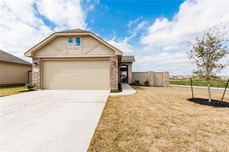 Building Photo - 2104 Pindos Pony Way