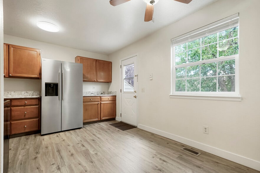 Kitchen just off back patio - 11554 Community Center Dr