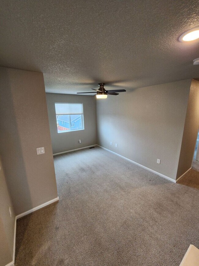 Building Photo - Beautiful Home in Meridian Ranch