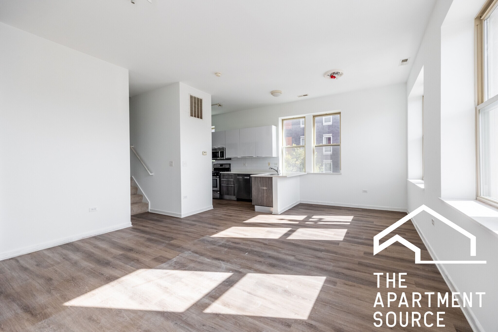 Building Photo - 2714 W North Ave