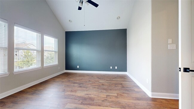 Building Photo - 5430 Camaguey St