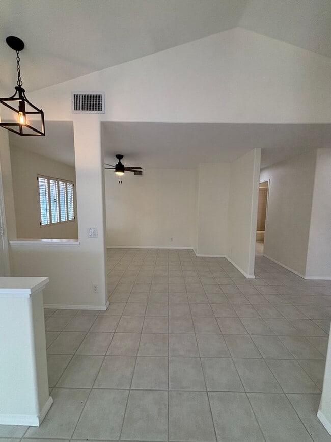 Building Photo - 2 Bedroom 2 Bathroom Condo Living in Great Community Located At West Village Of Singing Hills HOA.