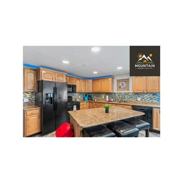 Building Photo - 1869 Dale Ridge Ave