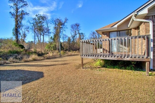 Building Photo - 942 Gulfstream Rd