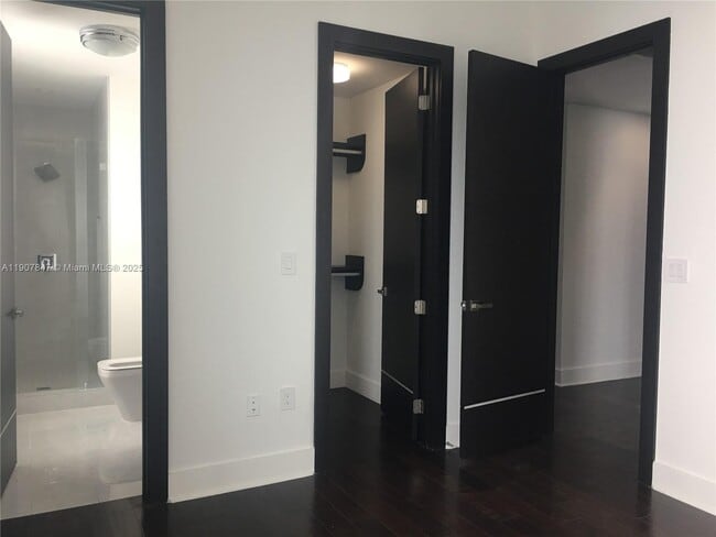 Building Photo - 8258 NW 33rd Terrace