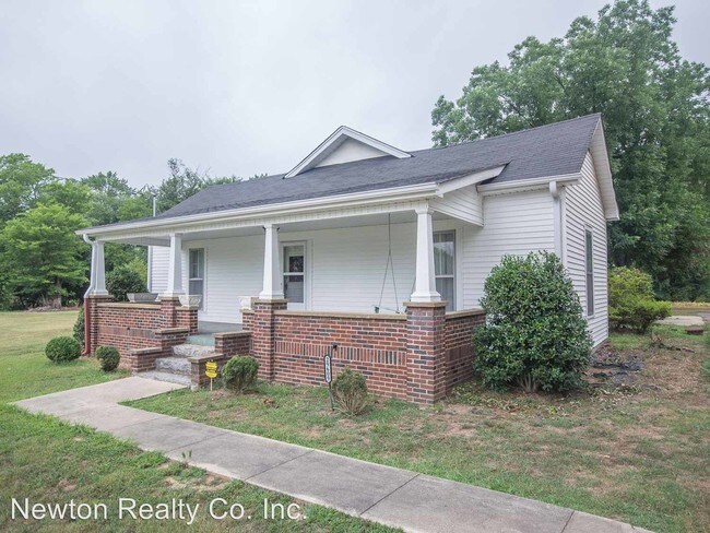 Primary Photo - 2 br, 1 bath House - 29609 Capshaw Road
