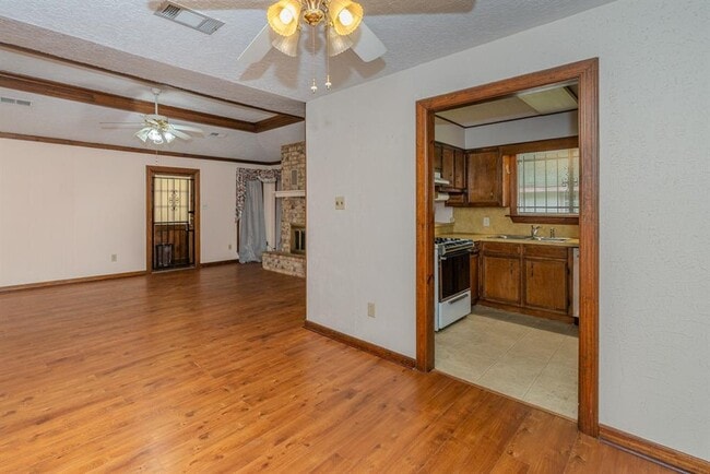 Building Photo - 475 Marceline Blvd