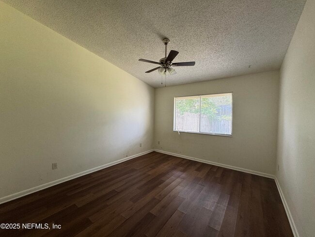 Building Photo - 4255 Windergate Dr